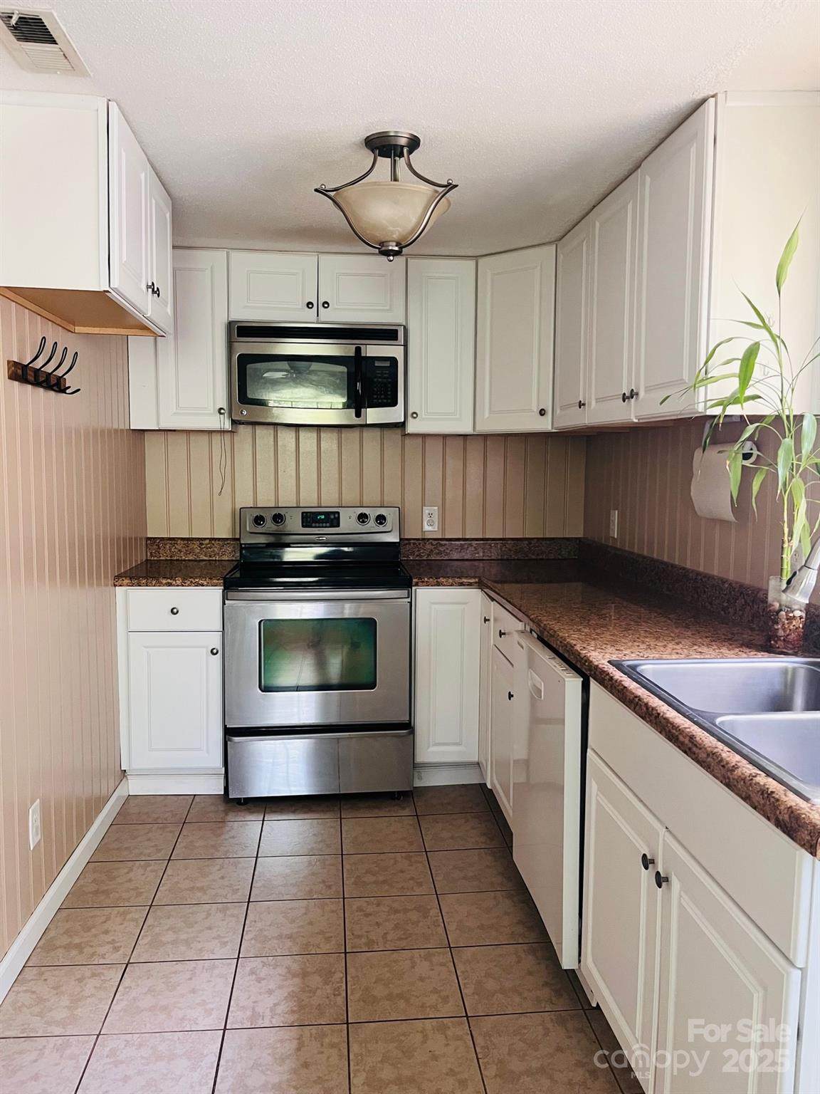 3232 Wilson Heights Drive - Photo 1