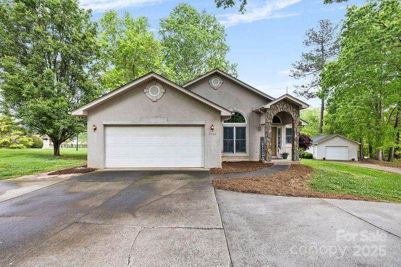 3764 Glenn Oaks Drive - Photo 1