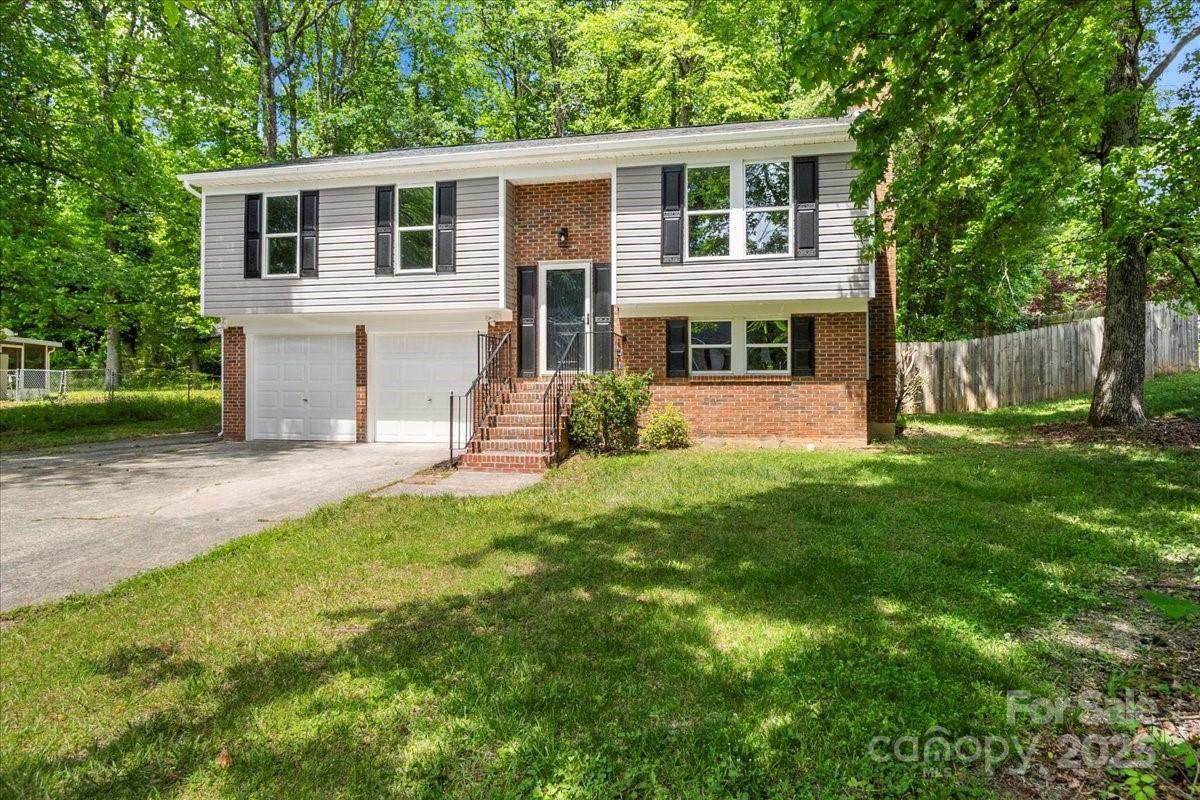 6839 Wagon Oak Road - Photo 1