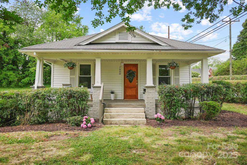 1000 Oakshade Avenue - Photo 1