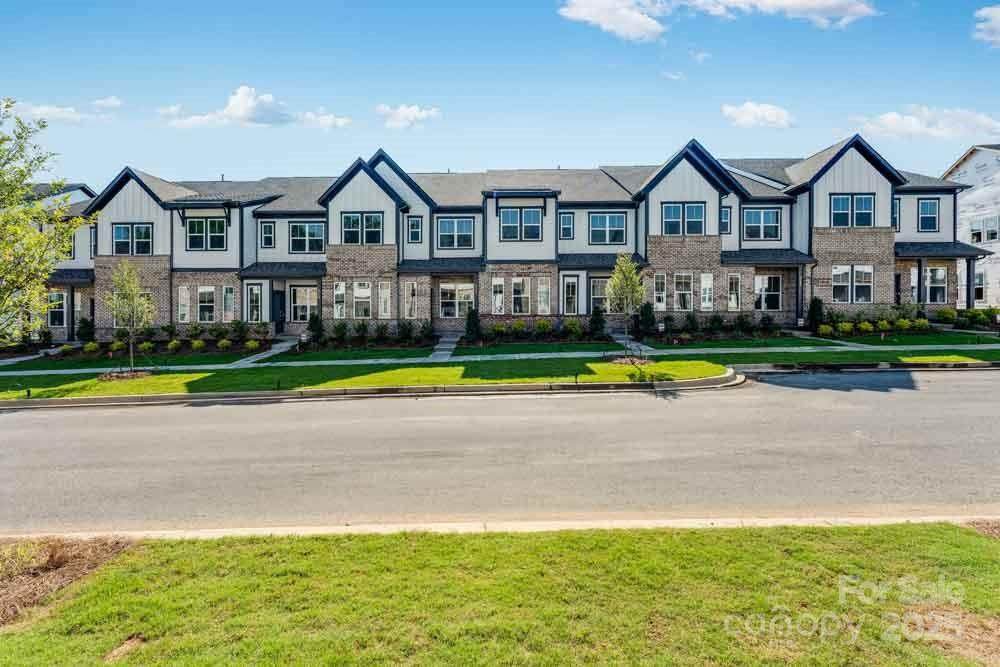 3125 Beacon Heights Road - Photo 1