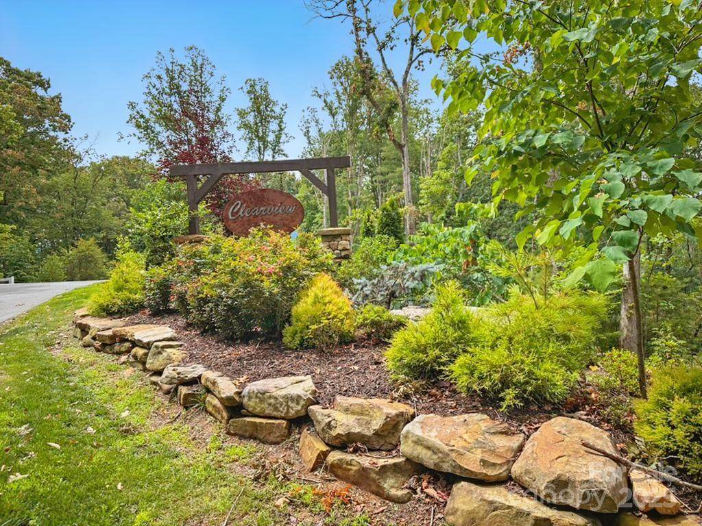 39 Ted Linn Drive - Photo 1