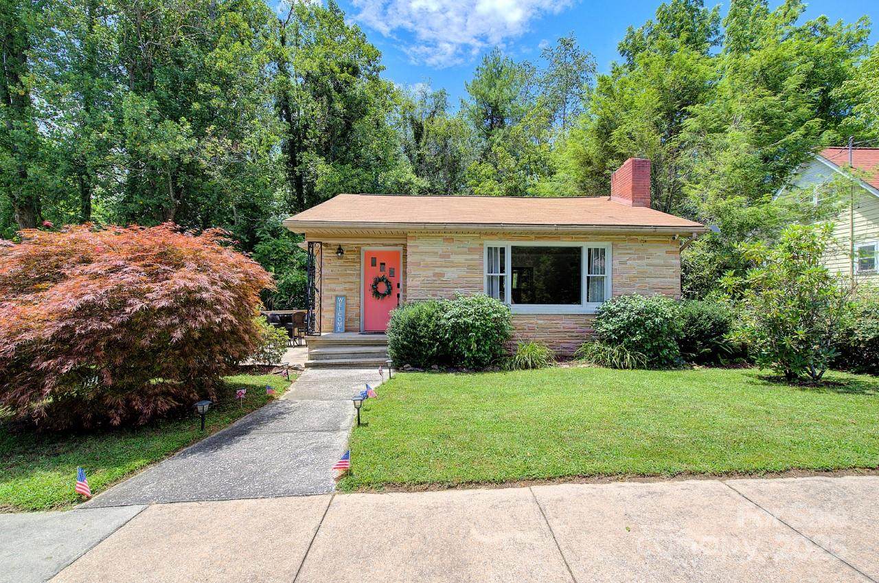 207 Buncombe Street - Photo 1