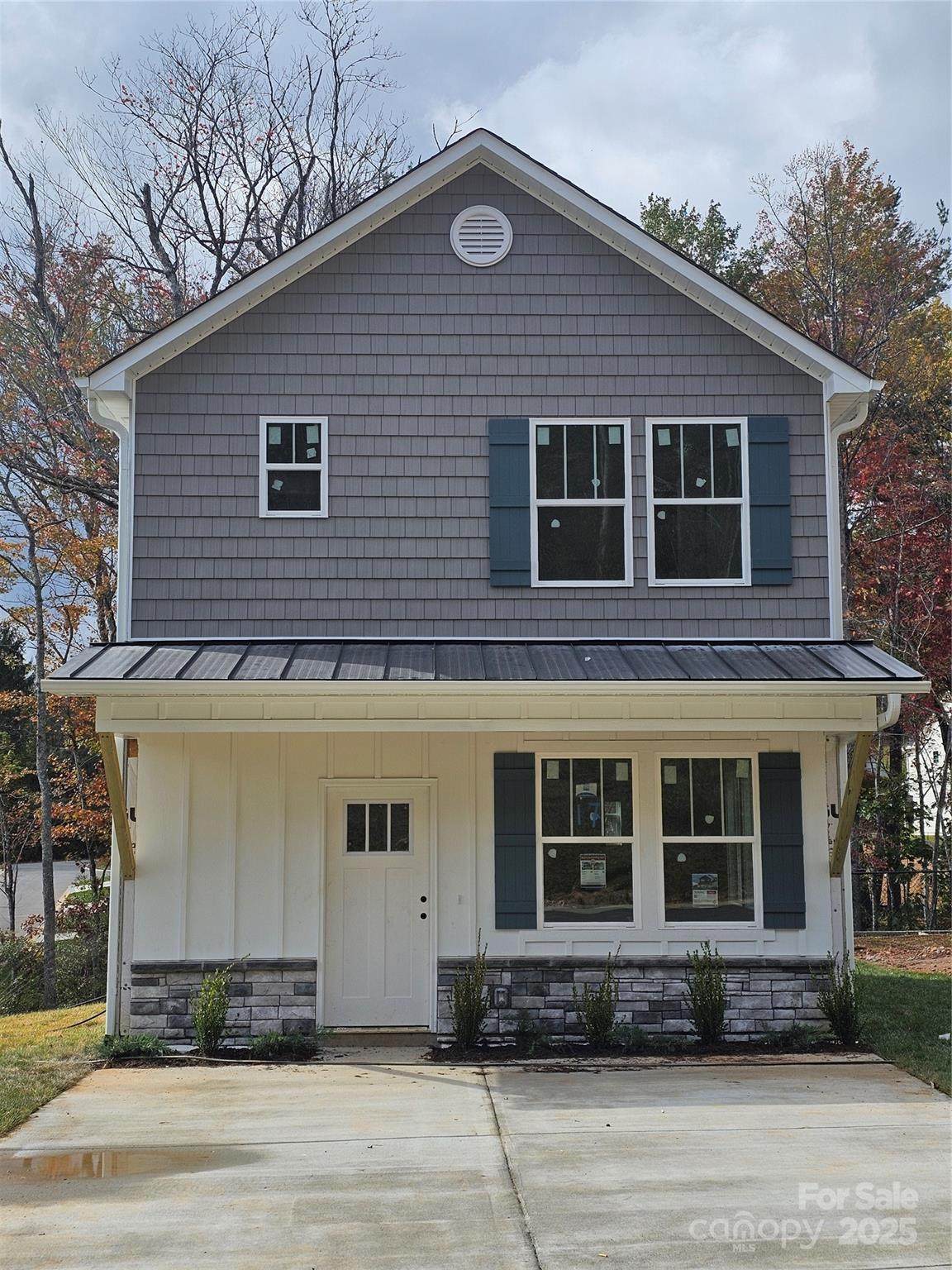 224 Slade Lane - Photo 1