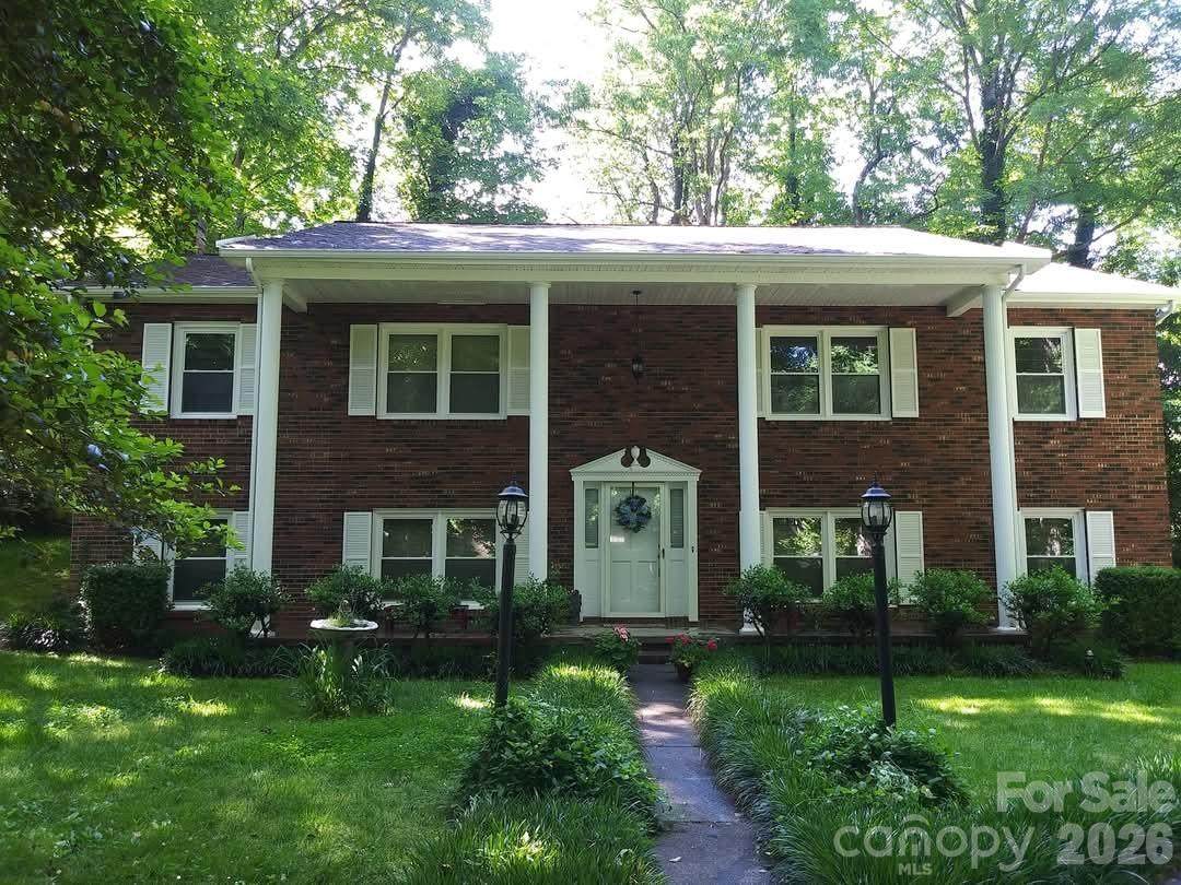 3065 Woodstream Drive - Photo 1