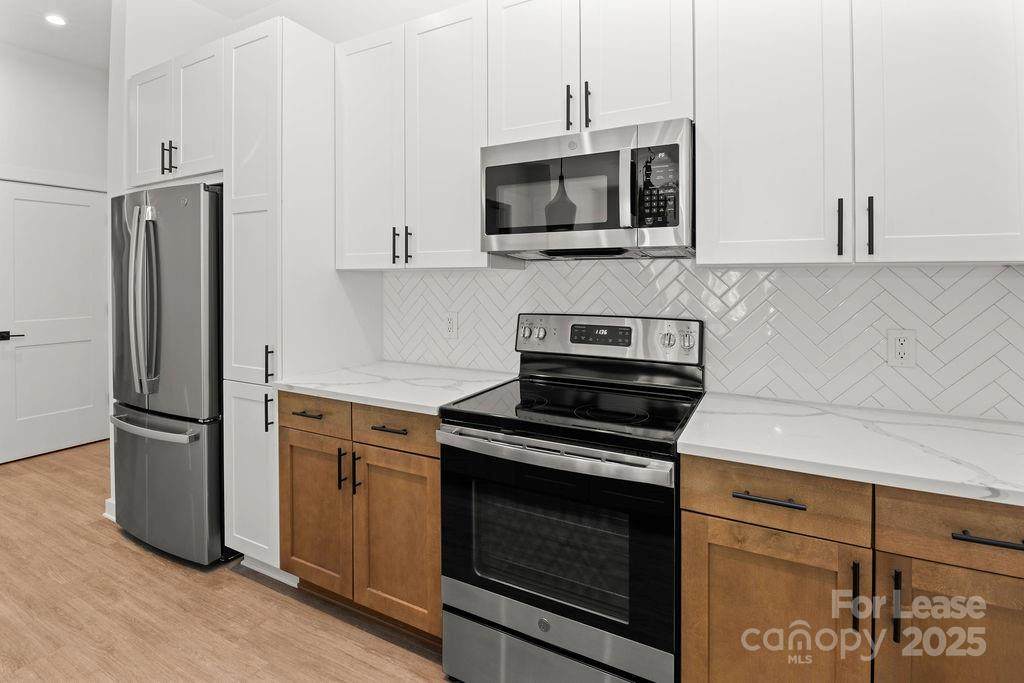 1711 Commonwealth Avenue - Photo 1