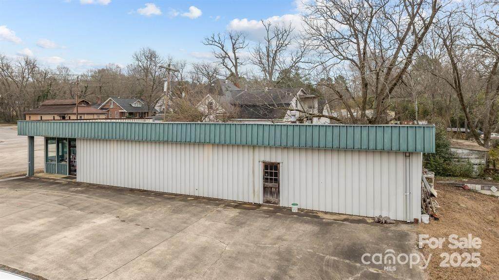 183 Columbia Street - Photo 1