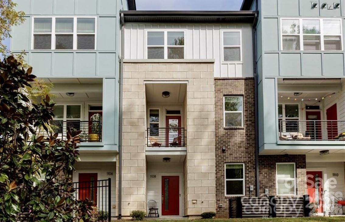 1134 36th Street - Photo 1