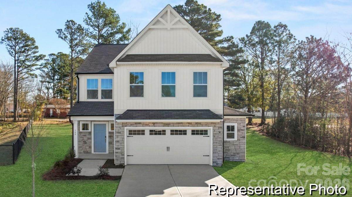 142 Pembroke Way - Photo 1