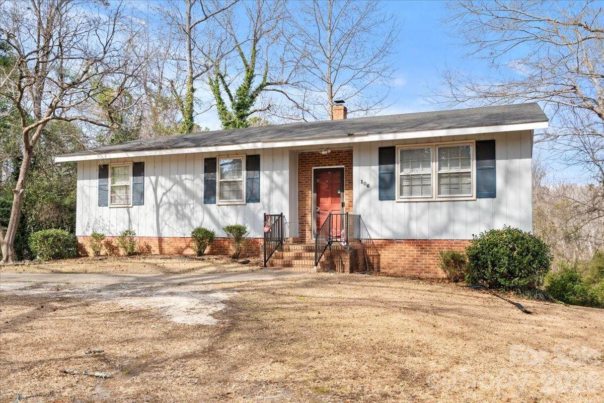 106 Elizabeth Drive - Photo 1