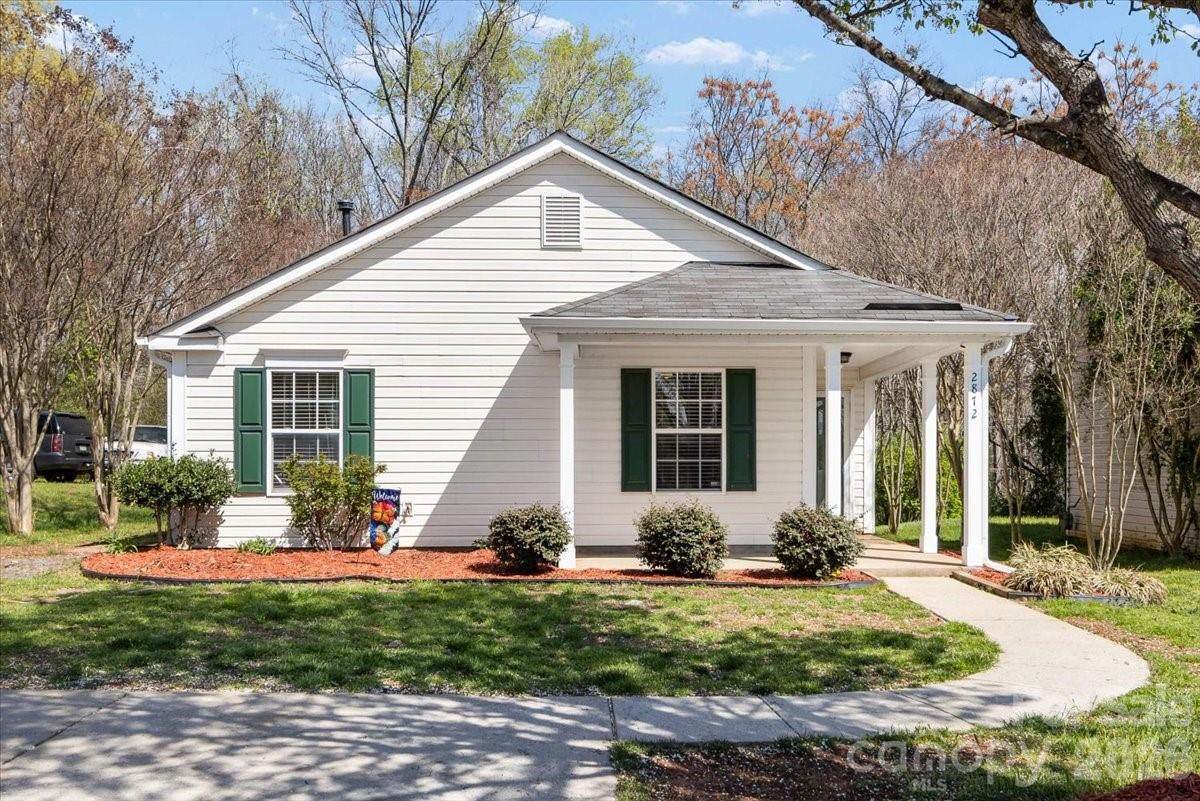 2872 Signal Court - Photo 1