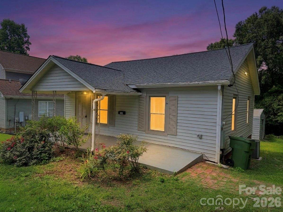214 Wood Street - Photo 1