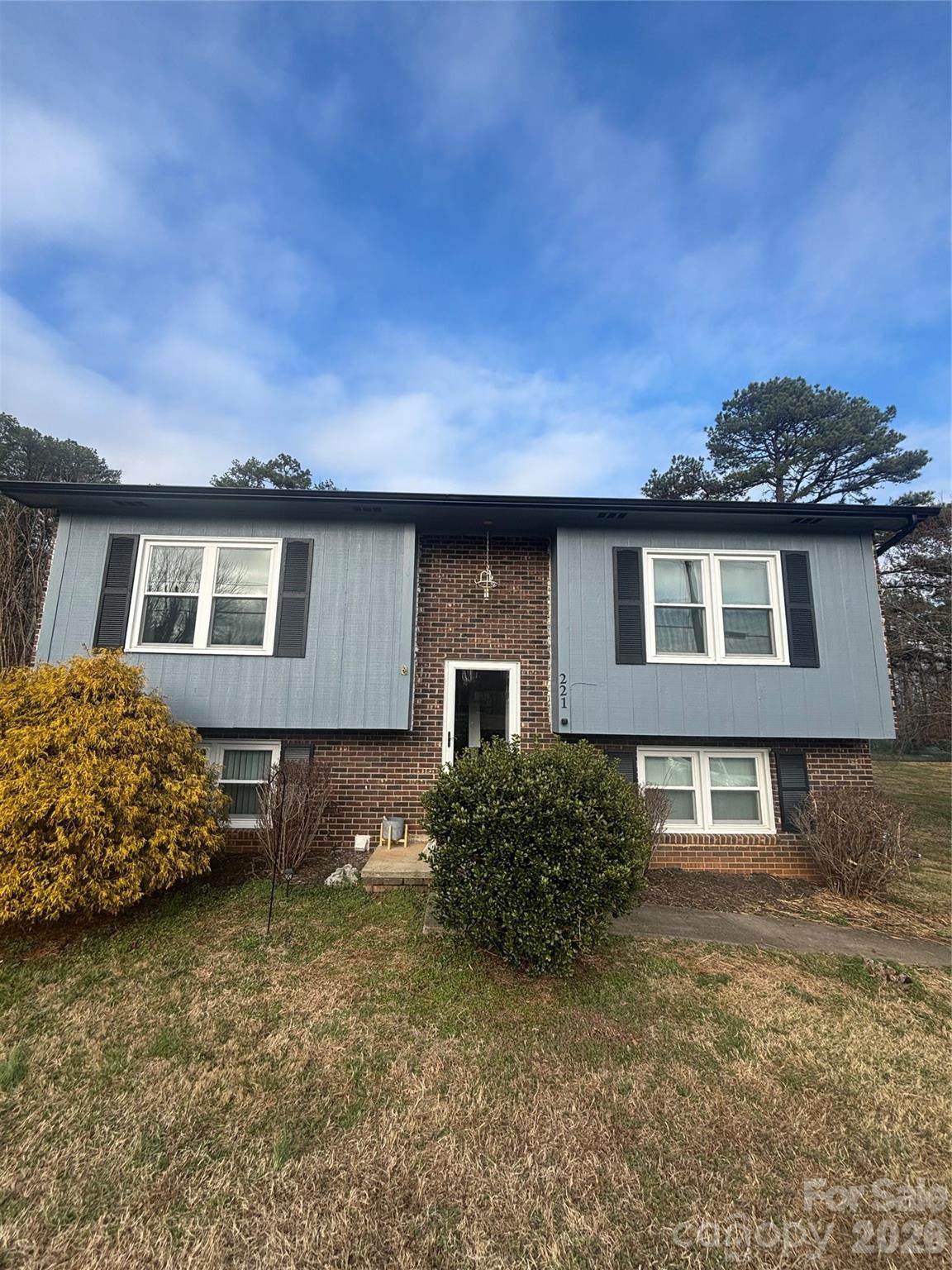 221 Valdese Drive - Photo 1