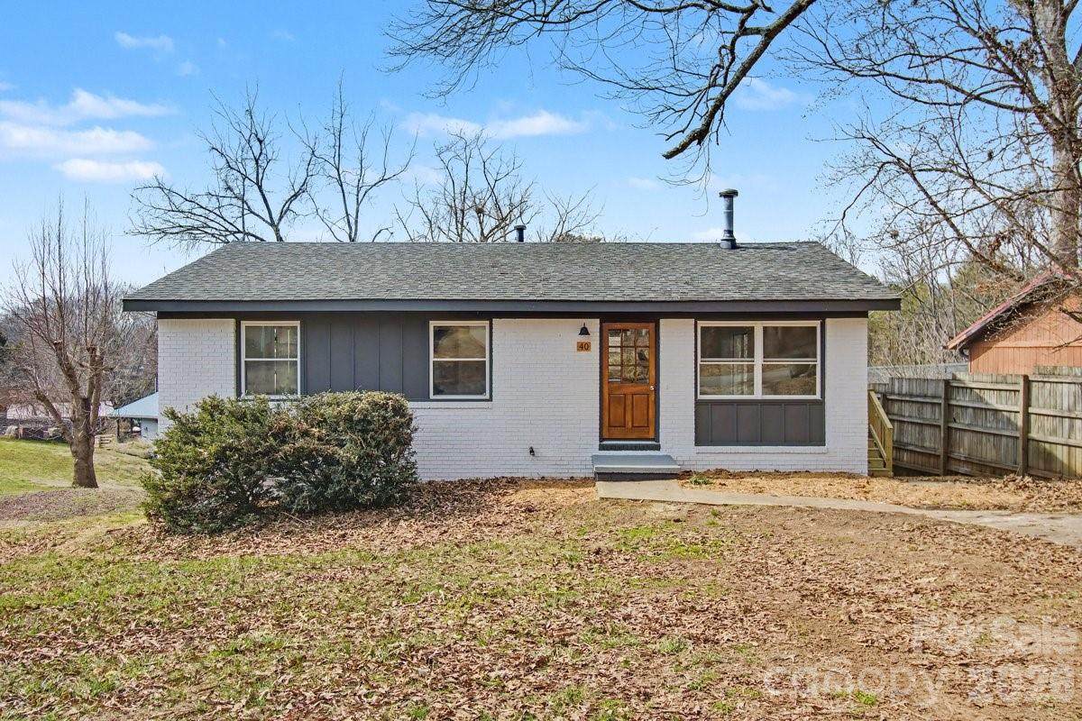 40 Evelake Drive - Photo 1