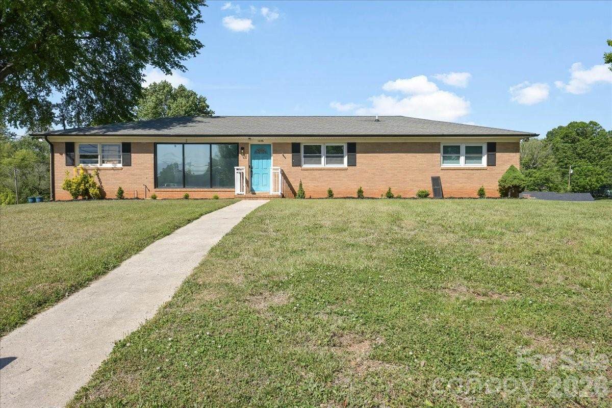 1236 Landsdowne Drive - Photo 1