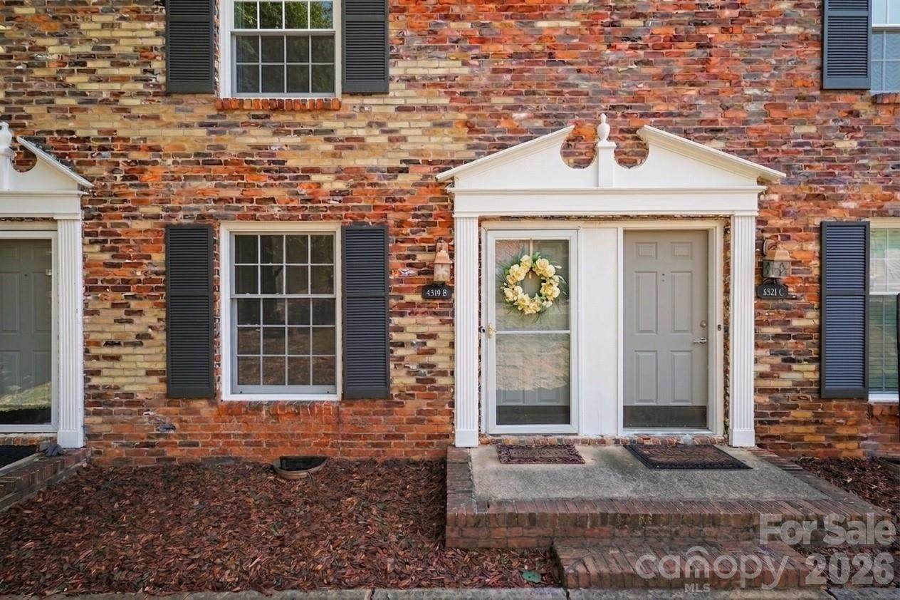 4329 Hathaway Street - Photo 1