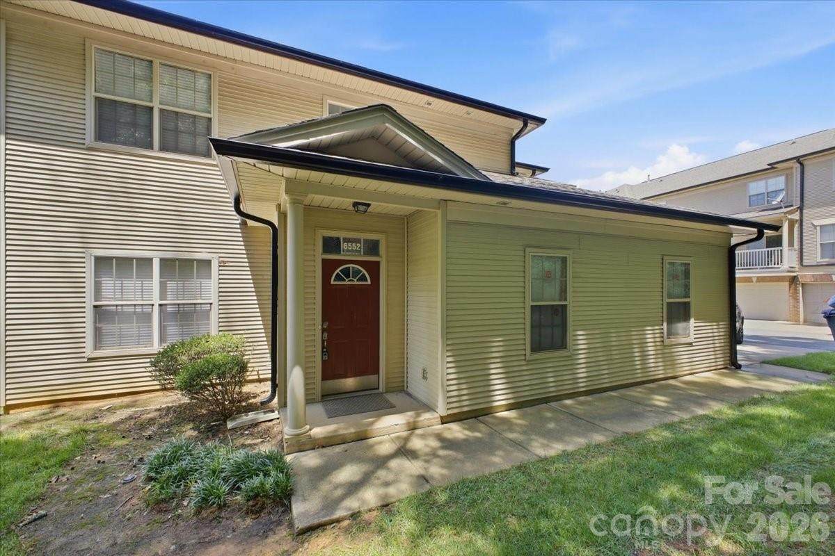 6552 Quarterbridge Lane - Photo 1
