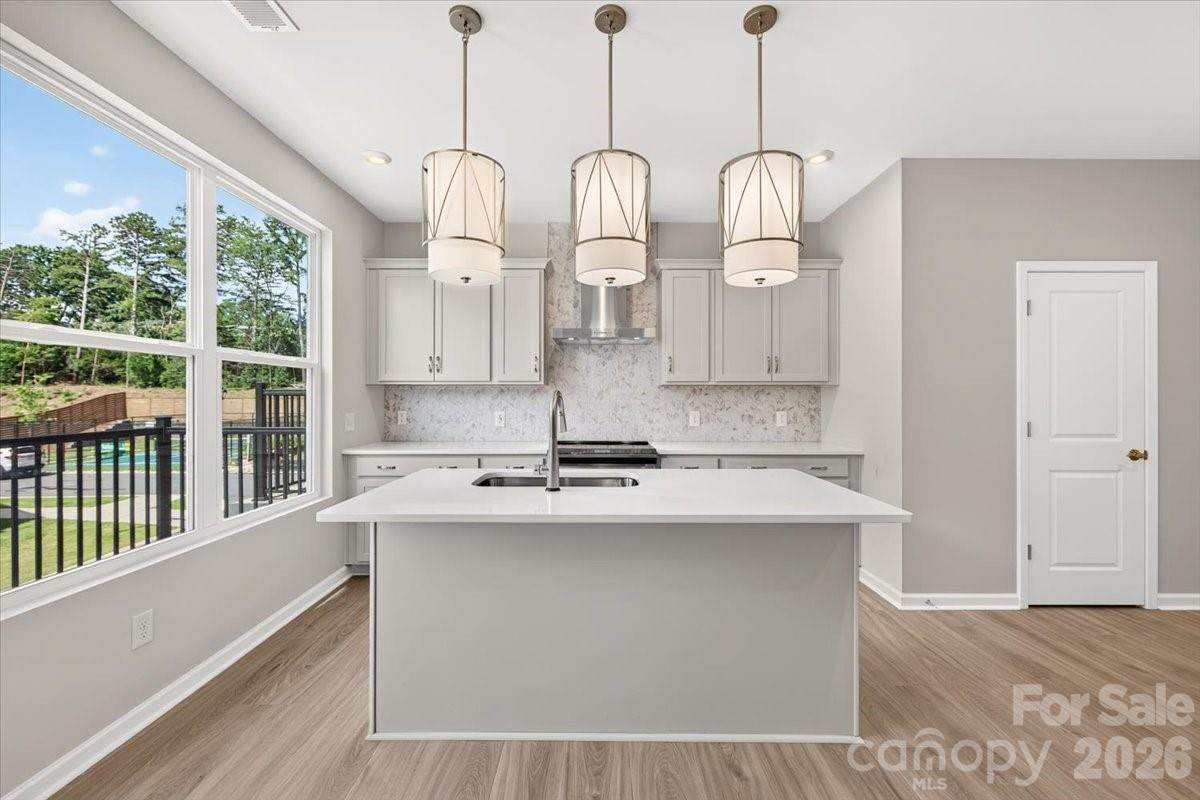 5513 Swaling Street - Photo 1