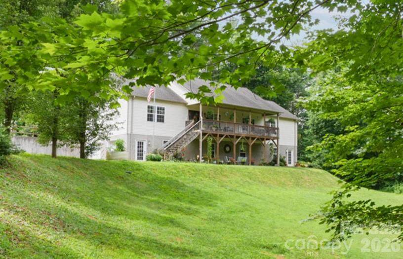90 King Road - Photo 1