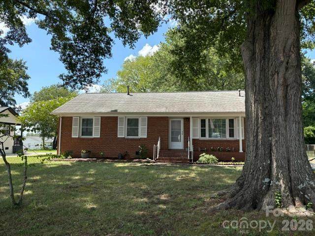 7644 Bramblewood Drive - Photo 1