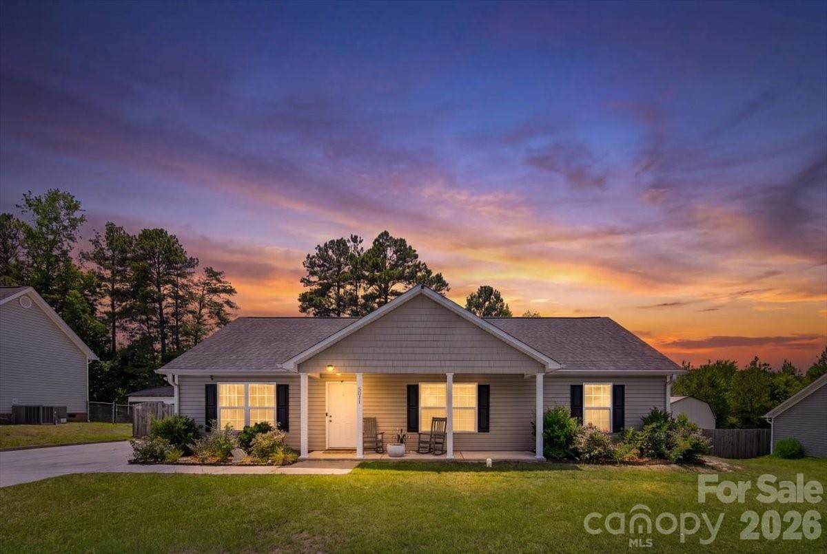 5071 Sedgefield Drive - Photo 1