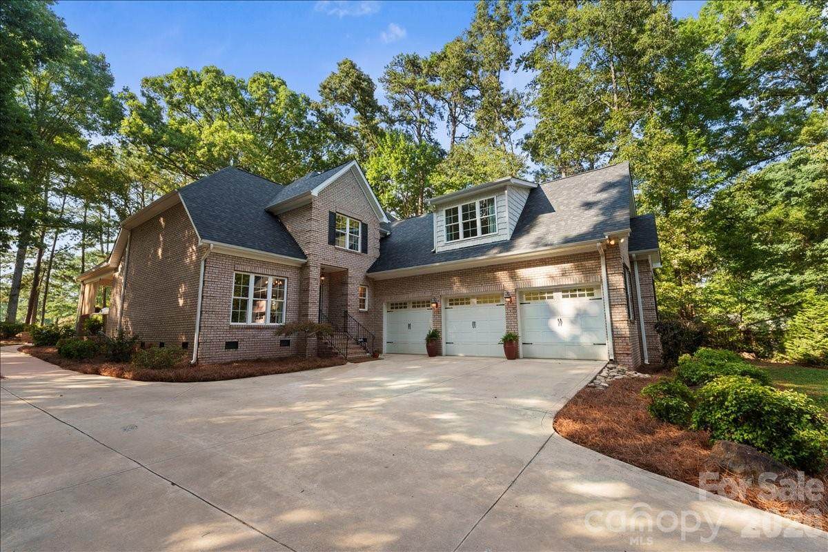 49437 Quail Trail Road - Photo 1