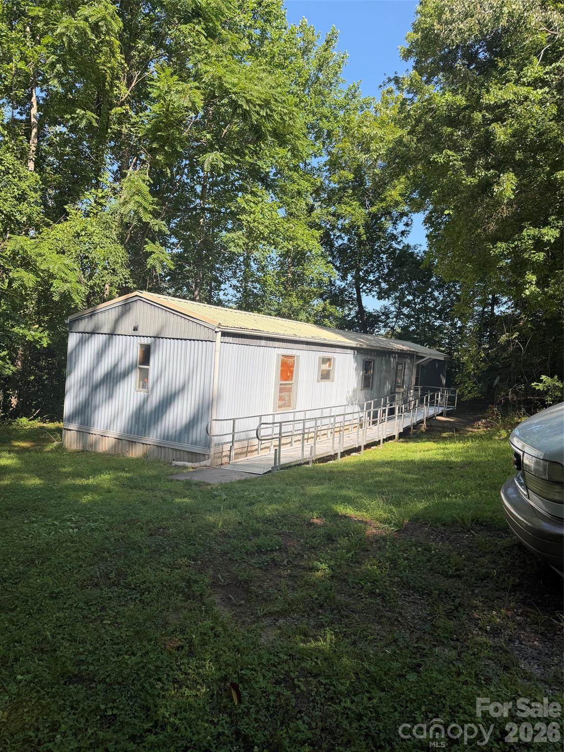 119 Woodmont Drive - Photo 1