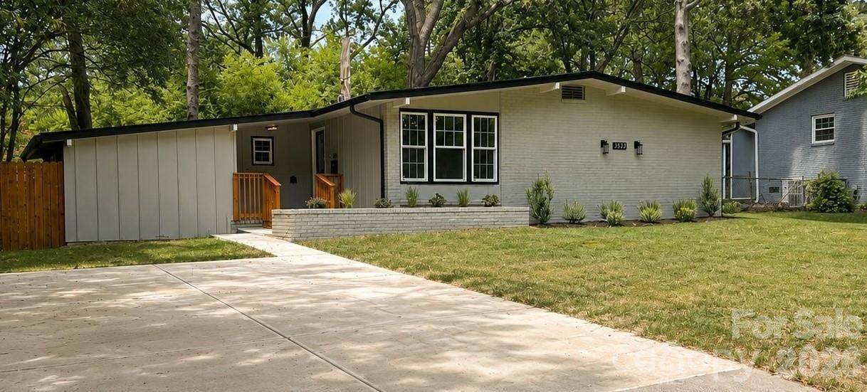 3533 Stonehaven Drive - Photo 1
