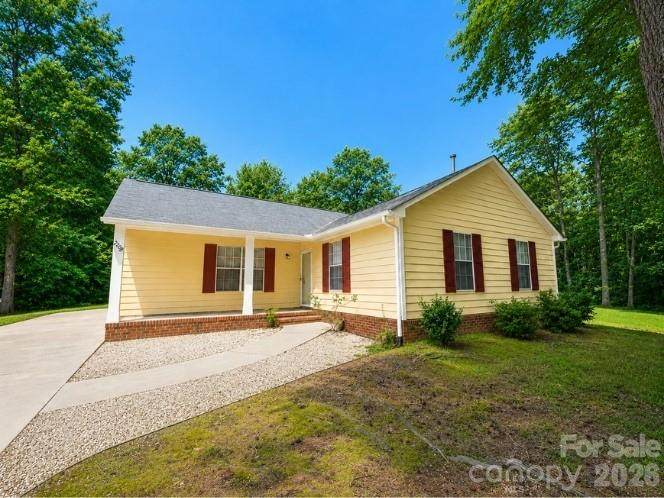 2208 Pinebrook Circle - Photo 1