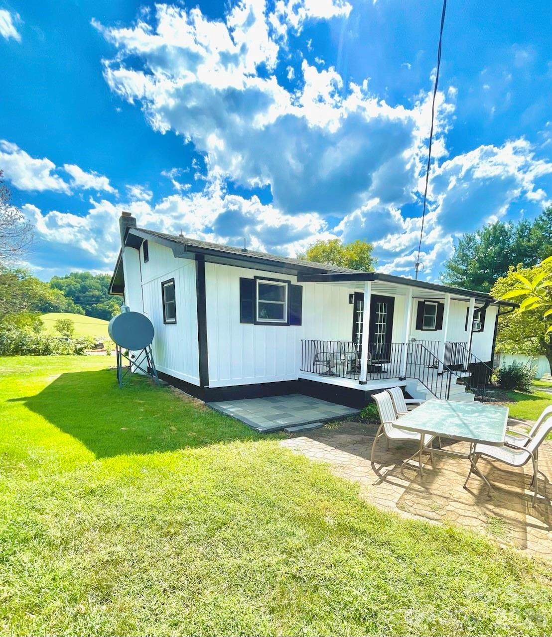 120 Sonoma Road - Photo 1