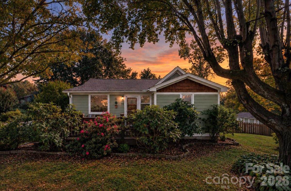 94 Pressley Avenue - Photo 1