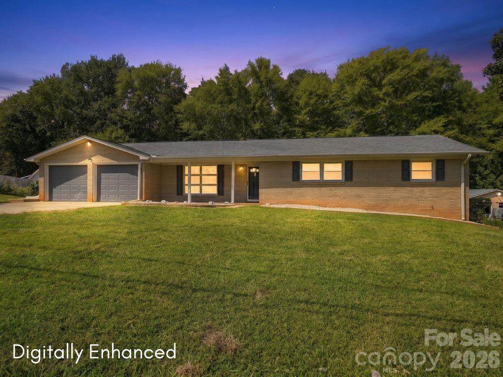 213 Lakeview Drive - Photo 1