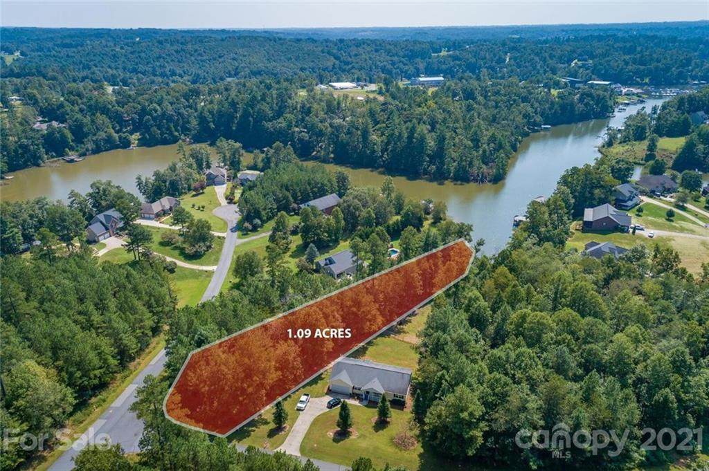 4715 Crystal Falls Avenue - Photo 1