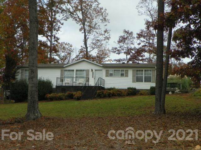371 Lakeview Road - Photo 1