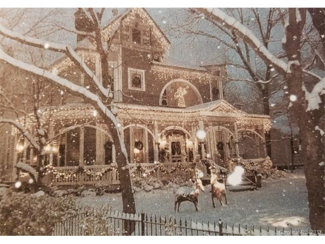 216 Union Street - Photo 1