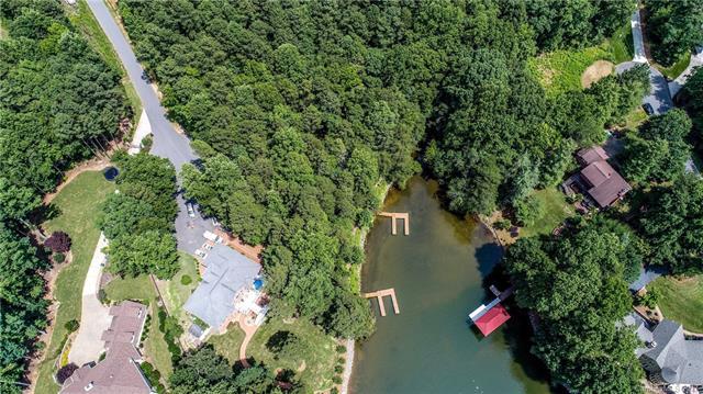 135 Holt Lane - Photo 1