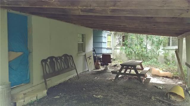 193 Hemlock Springs Road - Photo 1