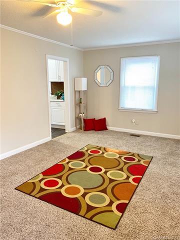 1621 Mcfarland Avenue - Photo 1