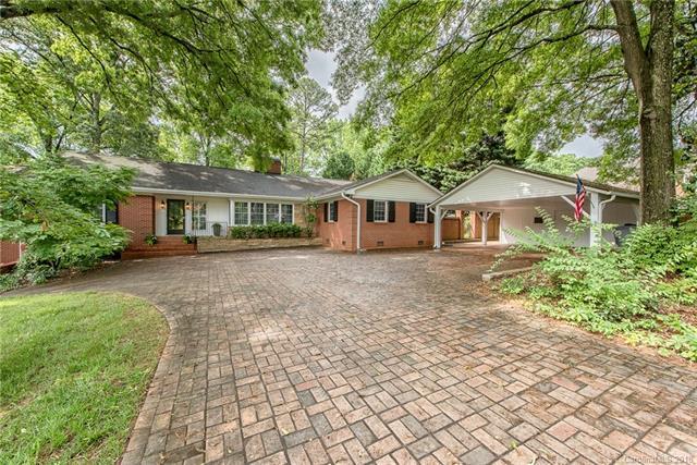 926 Queen Charlottes Court - Photo 1