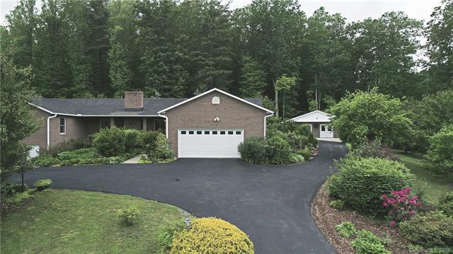 21 Oak Hollow Drive - Photo 1