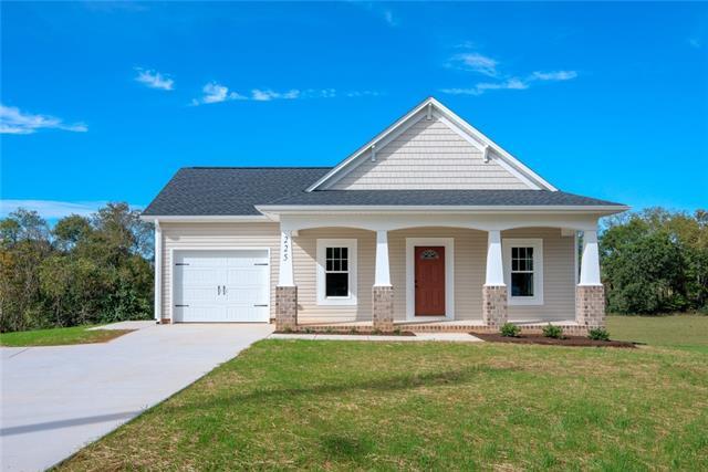 225 Brentwood Drive - Photo 1