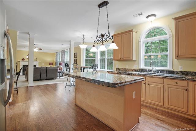 5343 Shannamara Drive - Photo 1