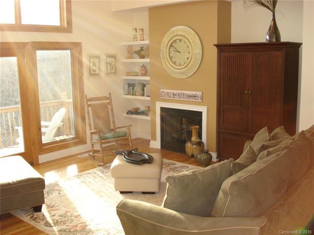 19 Riverview Parkway - Photo 1