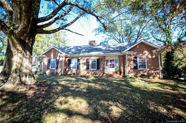 707 Morven Road - Photo 1