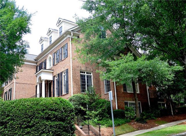 529 Queens Road - Photo 1