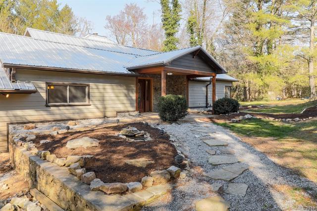 533 Whispering Hills Drive - Photo 1