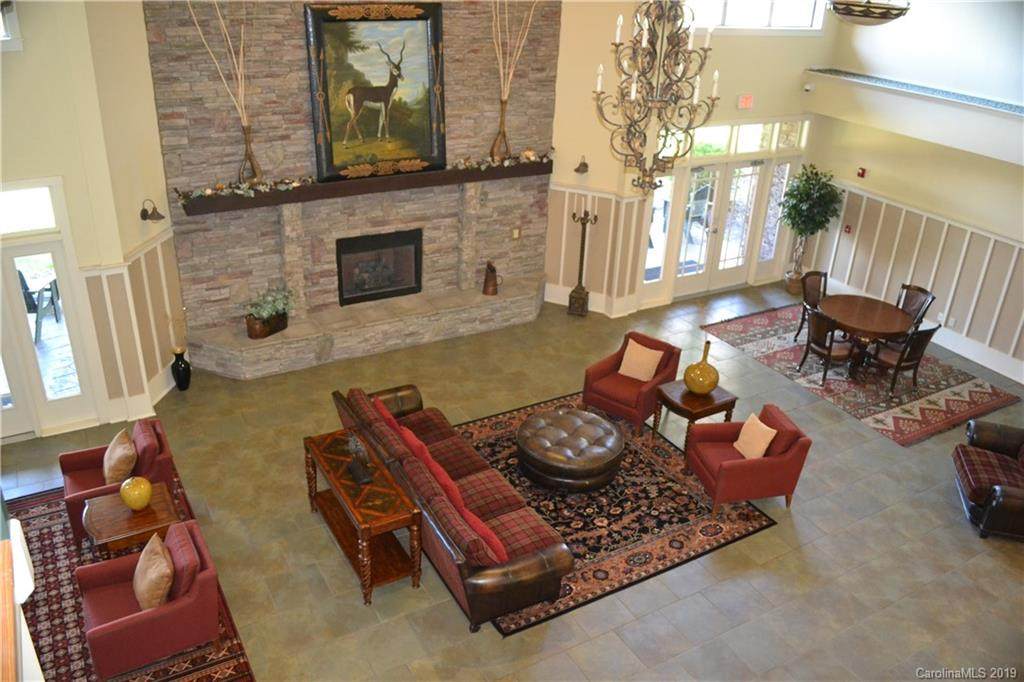 9 Kenilworth Knoll - Photo 1