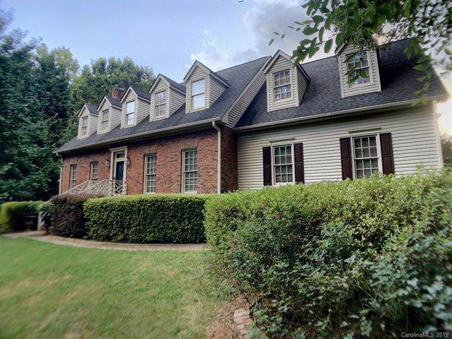 1000 Pinecrest Drive - Photo 1
