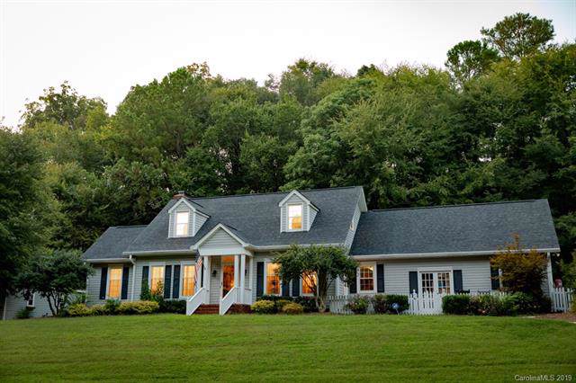 201 Hillcrest Avenue - Photo 1