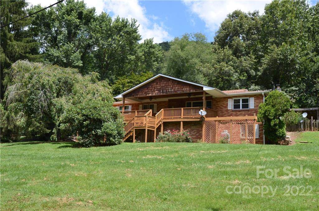 25 Tracy Lane - Photo 1